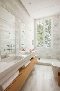 11 Luxurious Wooden Shower Floor Tiles Designs Ideas For Bathroom Remodel 37