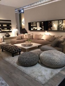 14 Attractive Small Living Room Décor Ideas With Sectional Sofa 21