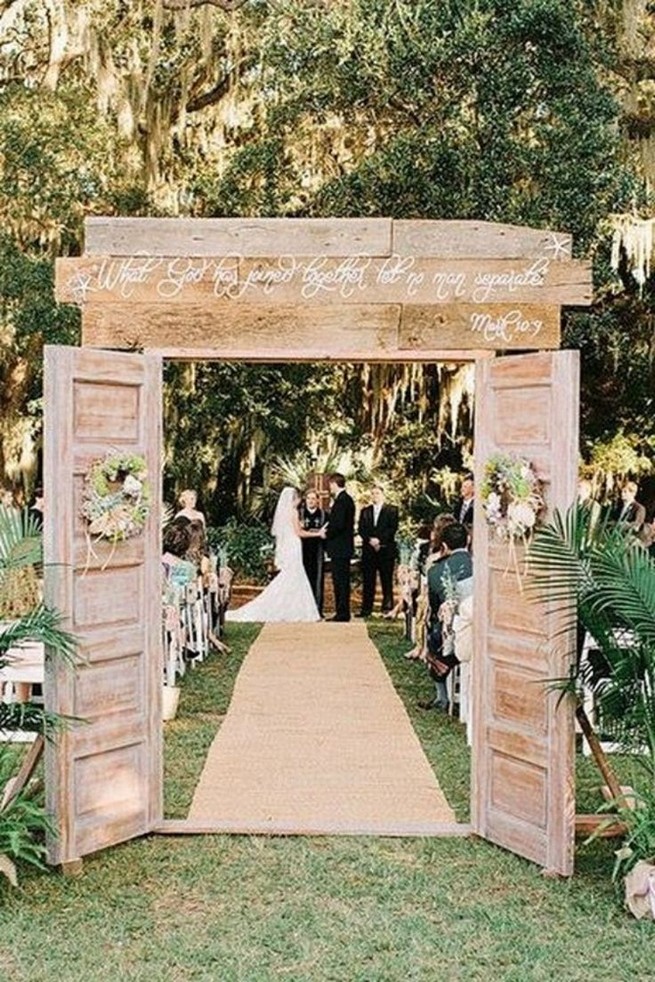 15 Rustic Backyard Outdoor Wedding Ideas 06