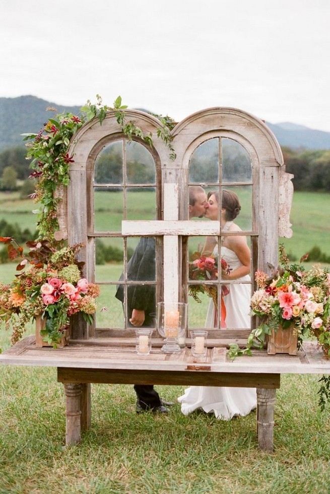 15 Rustic Backyard Outdoor Wedding Ideas 16