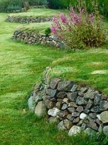 16 Delicate Garden Landscaping Design Ideas Using Rocks Stone 18