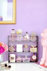 16 Elegant Living Room Shelves Decorations Ideas 09