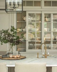 16 Elegant Living Room Shelves Decorations Ideas 45