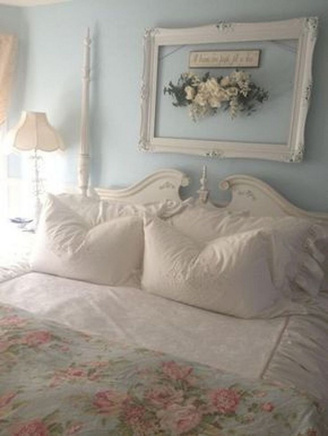 18 Shabby Chic Bedroom Design Ideas 12