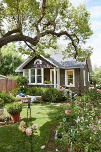 12 Wonderful Cottage House Exterior Ideas 29