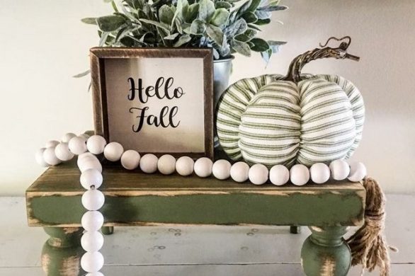 15 Inspiring Farmhouse Fall Decor Ideas 08