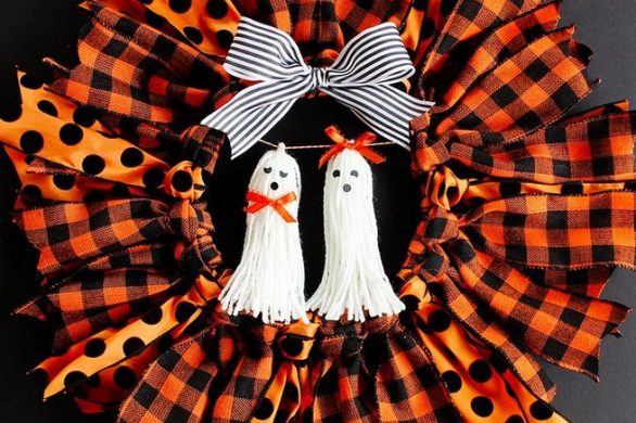 20 Adorable Diy Halloween Wreaths Design Ideas 16