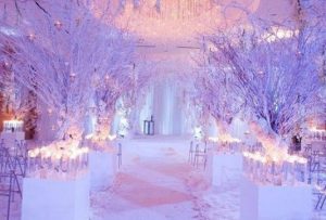 20 Elegant White Winter Wonderland Themed Decoration Ideas 50