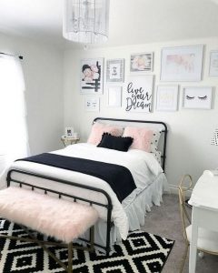 20 Stunning Bedroom Decoration Ideas 06