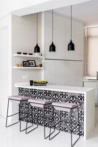 21 Inspiring Black And White Wall Design Ideas For Kitchen 48