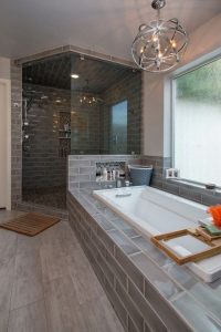 14 Relaxing Luxury Master Bathroom Design Ideas With Rustic Style 38