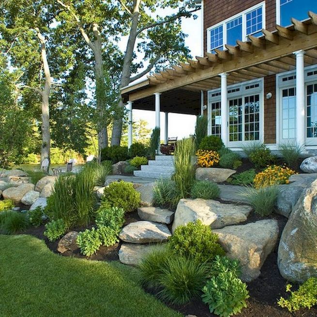 15+ Beautiful Front Yard Patio Designs Ideas lmolnar