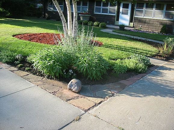 15 Elegant Front Sidewalk Landscaping Ideas Lmolnar