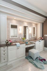 16 Fabulous Traditional Small Bathroom Decor Ideas 17