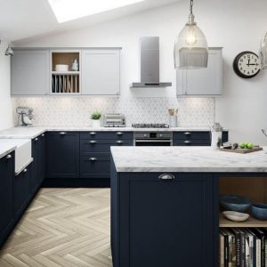 21 Gorgeous Dark Blue Kitchen Cabinets 07