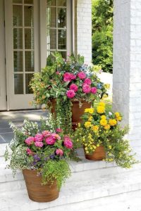 13 Brilliant Flower Pots Ideas For Your Garden 01