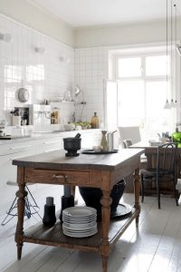14 Stunning Vintage Wooden Kitchen Island Decor Ideas 03