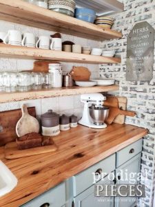 14 Stunning Vintage Wooden Kitchen Island Decor Ideas 12
