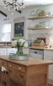 14 Stunning Vintage Wooden Kitchen Island Decor Ideas 27