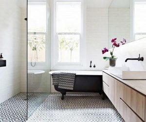 15 Awesome Black Floor Tiles Design Ideas For Modern Bathroom 09