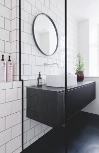 15 Awesome Black Floor Tiles Design Ideas For Modern Bathroom 25