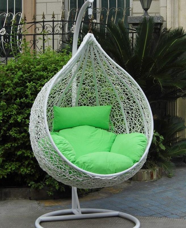 16 Adorable Rattan Hanging Chair Design Ideas 02