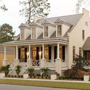 16 Best Alluring Farmhouse Front Porch Decoration Ideas 37