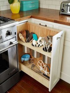 17 Adorable Space Saving Kitchen Pantry Ideas 05