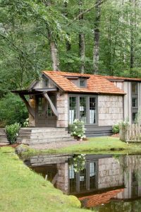 15 Amazing Cottage House Exterior Design Ideas 12
