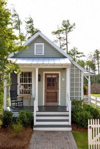 15 Amazing Cottage House Exterior Design Ideas 18