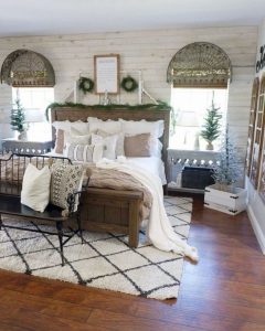 16 Comfy Farmhouse Bedroom Decor Ideas 26