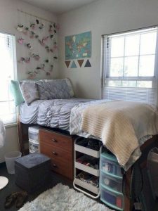 16 Creative Dorm Room Storage Organization Ideas On A Budget 10