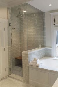 17 Cool Small Master Bathroom Remodel Ideas 26