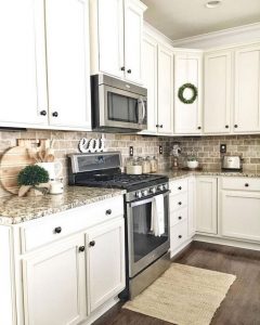 17 Inspiring Country Style Cottage Kitchen Cabinets Ideas 02
