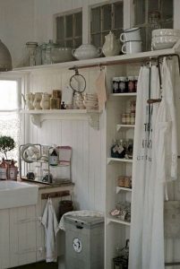 17 Inspiring Country Style Cottage Kitchen Cabinets Ideas 21