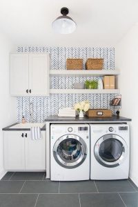 17 Top Cozy Small Laundry Room Design Ideas 19
