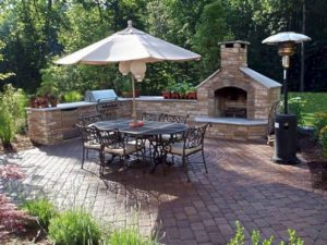 18 Gorgeous Outdoor Fireplaces And Patios Design Ideas For Your Backyard 37