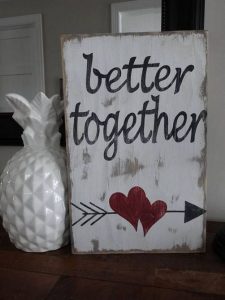 19 Awesome Valentines Signs Design Ideas 05