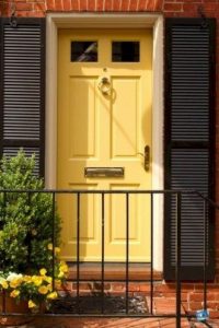 13 Fantastic Yellow Brick Home Decor Ideas For Front Door 10
