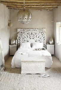 14 Brilliant Bohemian Bedroom Design Ideas 02