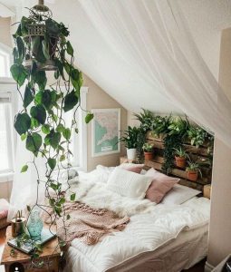14 Brilliant Bohemian Bedroom Design Ideas 19