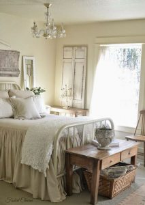 14 Comfy Shabby Chic Bedrooms Design Ideas 07
