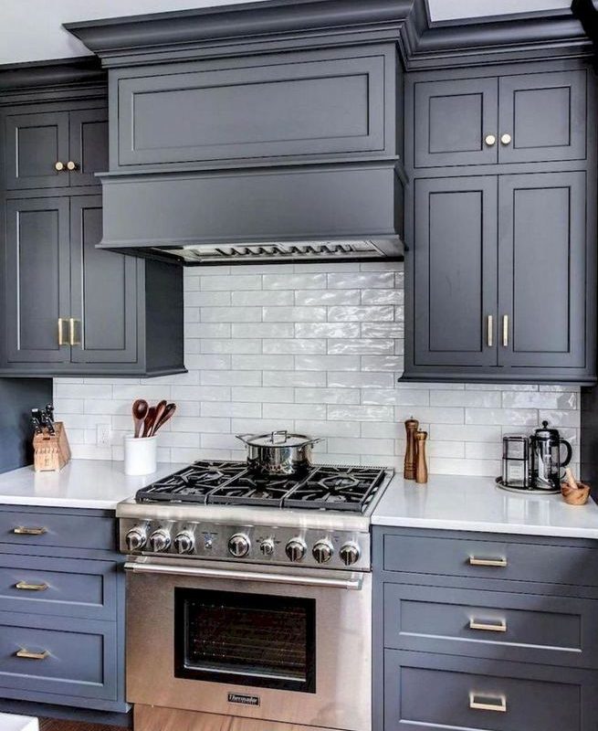 15 Incredible Farmhouse Gray Kitchen Cabinet Design Ideas 12