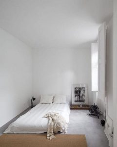 16 Minimalist Master Bedroom Decoration Ideas 09