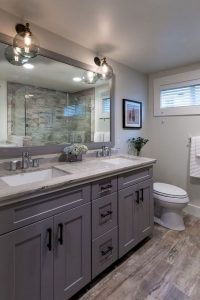 14 Beautiful Master Bathroom Remodel Ideas 32