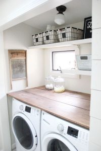 16 Brilliant Small Functional Laundry Room Decoration Ideas 04