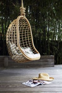 18 Adorable Hanging Chairs Ideas For Indoors And Outdoors 23