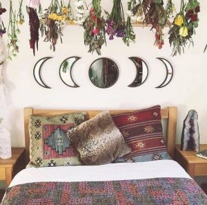 19 Creative DIY Bohemian Bedroom Decor Ideas 10