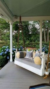 21 Stunning Farmhouse Front Porch Decor Ideas 24