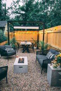 15 Awesome Winter Patio Decorating Ideas With Fire Pit – Making Your Patio Warm And Cozy 06